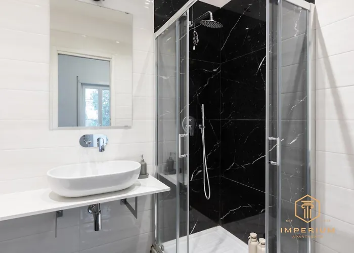 Nana - 200mt To Metro, Near Vatican, A-c, Pvt Bathrooms 4* Roma
