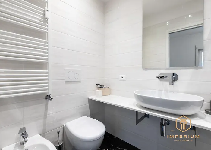 Nana - 200mt To Metro, Near Vatican, A-c, Pvt Bathrooms 4*