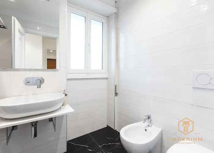 Nana - 200mt To Metro, Near Vatican, A-c, Pvt Bathrooms 4* Roma